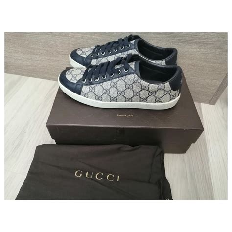 navy gucci trainers